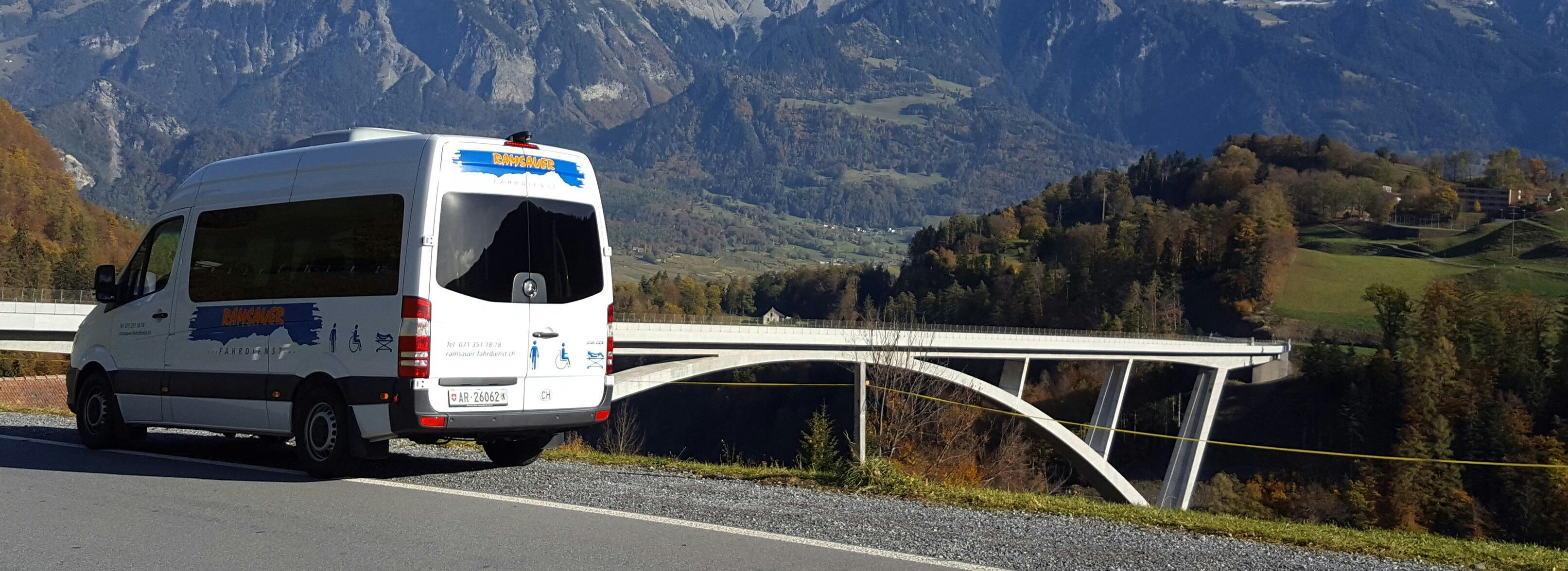 Fahrdienst schlägt Brücken