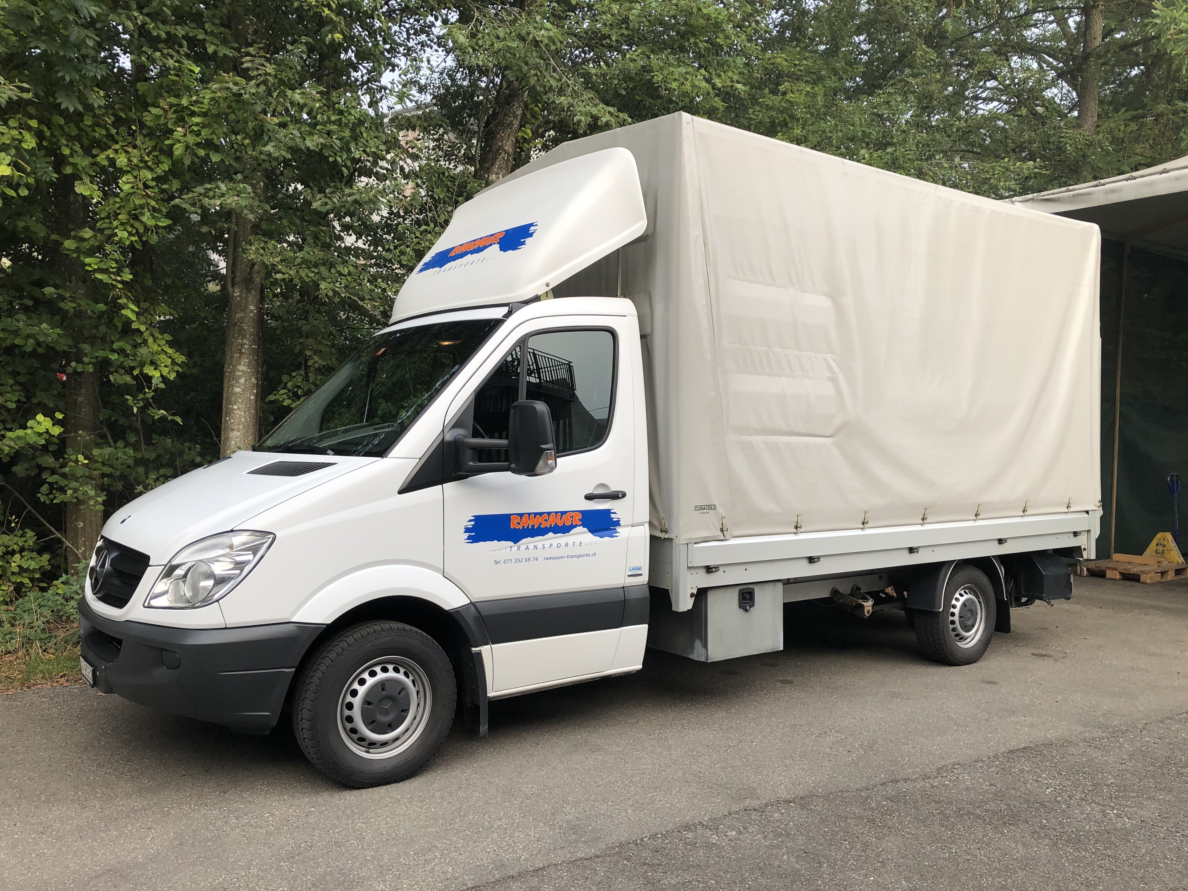 Mercedes Benz Lieferwagen