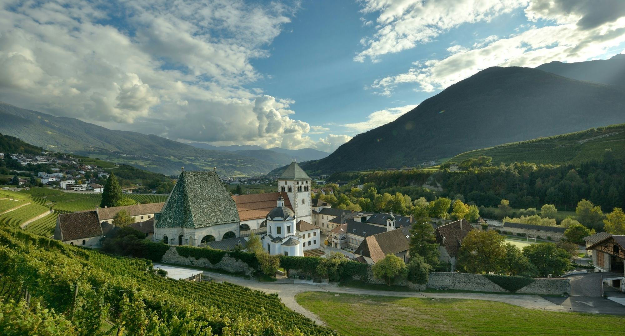 Weinreise Suedtirol Kloster Georg Bühler
