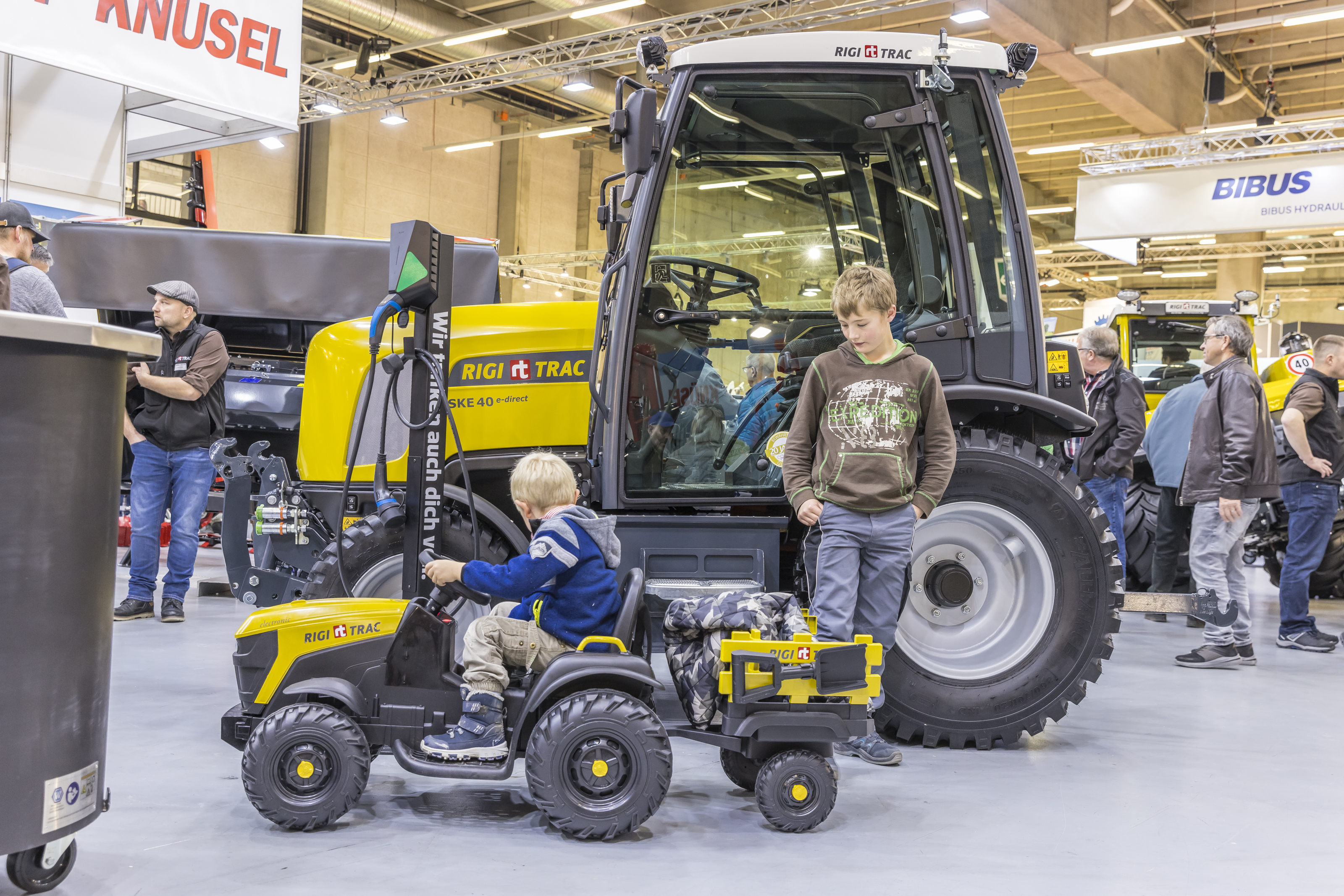 AGRAMA Spielzeug-Traktor
