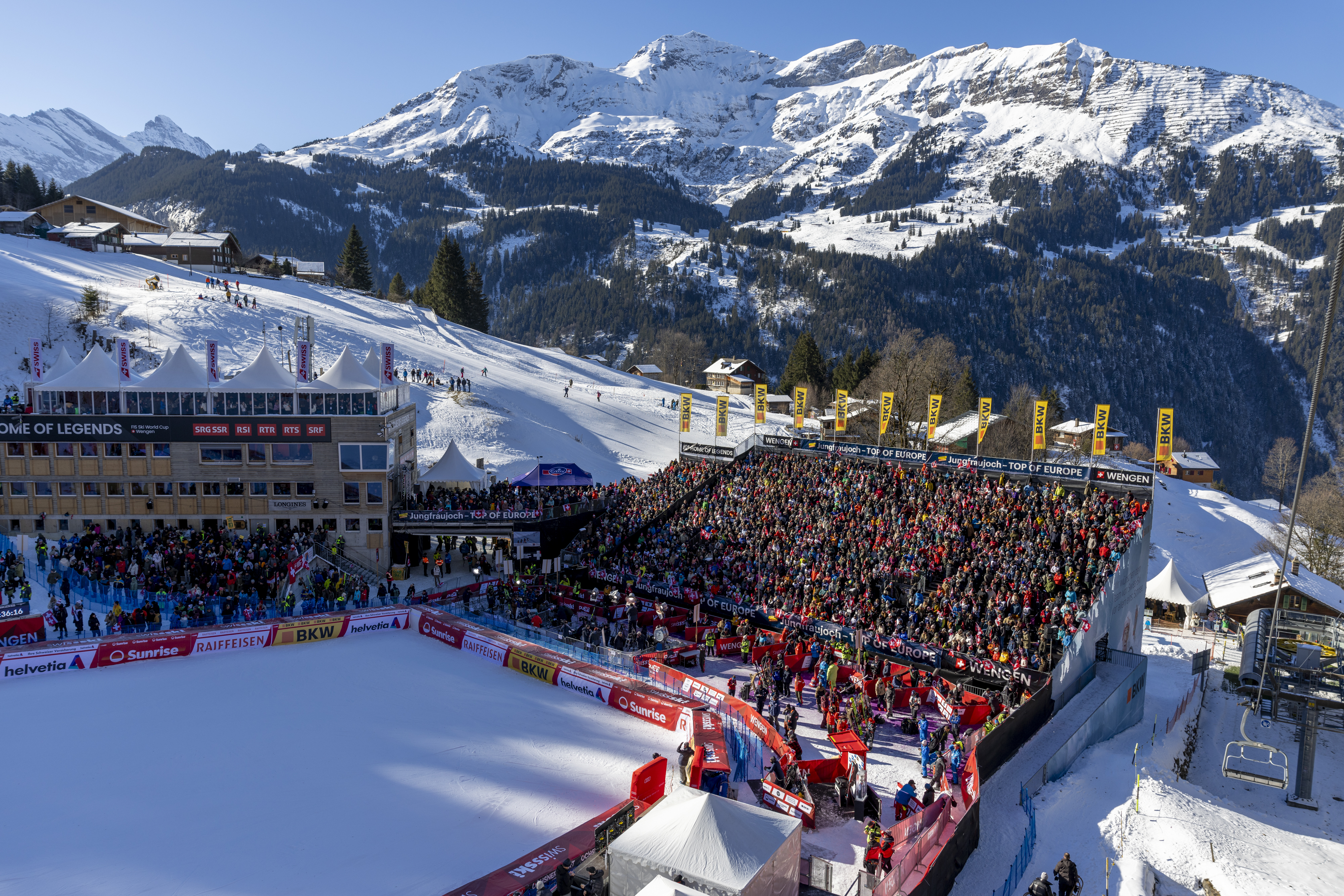 Tribühne Lauberhorn Skirennen
