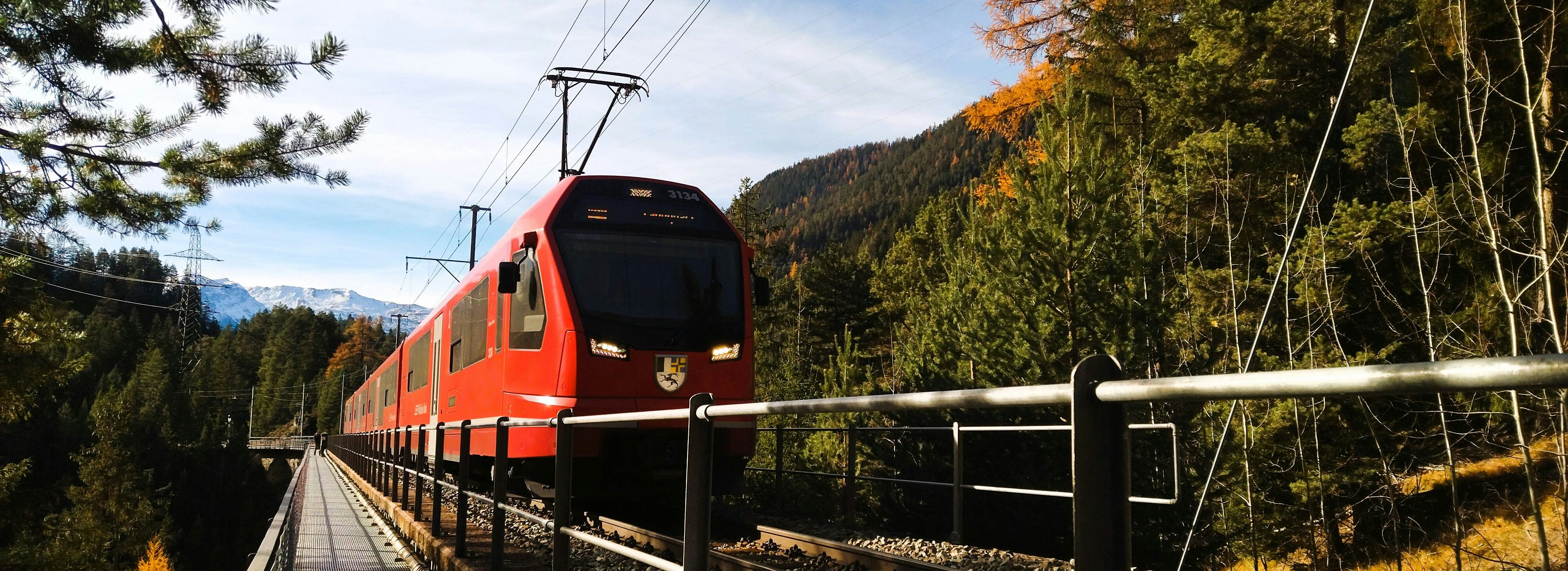 Rhb auf dem Wiesnerviadukt