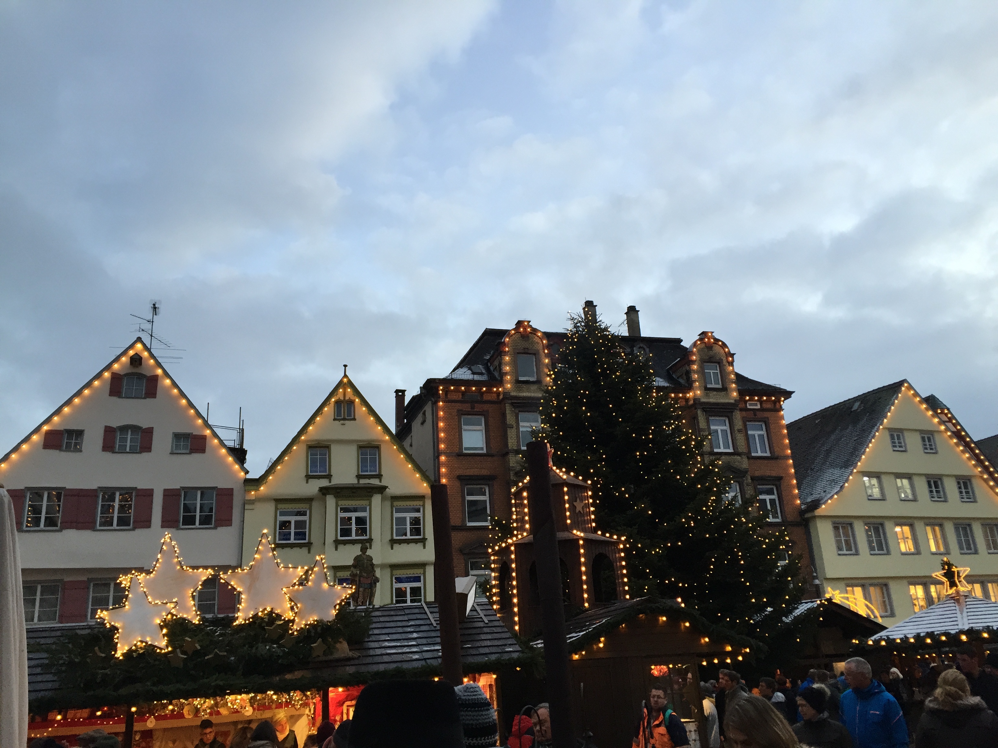 Biberach mit Lichter auf dem Marktplatz