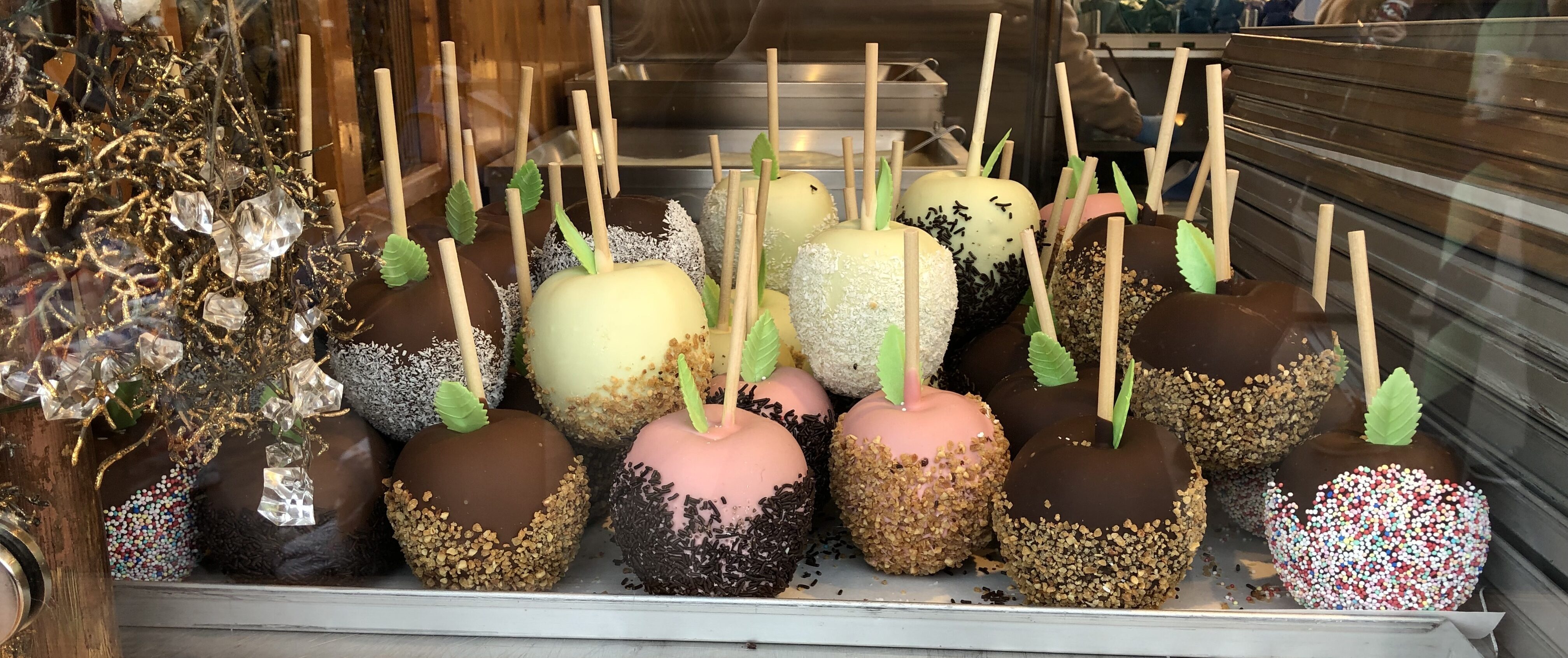 Stuttgart_Apfel_am_Weihnachtsmarkt